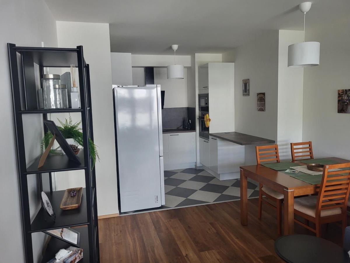 New Apartment In Karlin, Praha 8, Close To Center Eksteriør billede