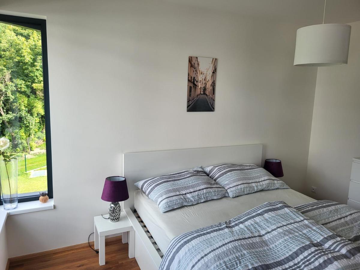 New Apartment In Karlin, Praha 8, Close To Center Eksteriør billede
